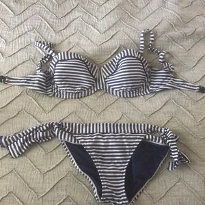 Seafolly Bikini top and bottom